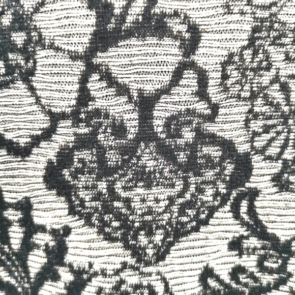 Buckle EUC Women's S Burnout Floral Paisley Blouse - Picture 9 of 9